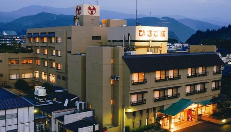 月岡温泉　ホテルひさご荘　外観