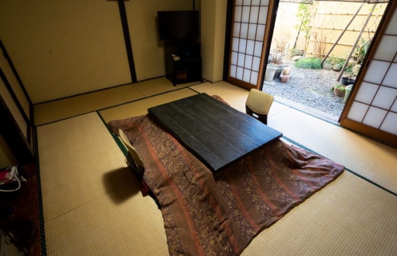 須崎旅館　客室1
